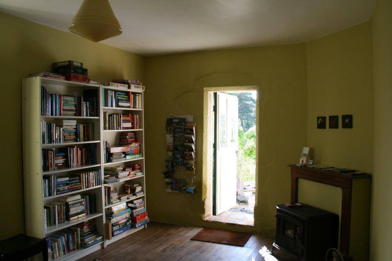 Domaine Les Teuilleres Bed & Breakfast Lacam-dʼOurcet Екстериор снимка