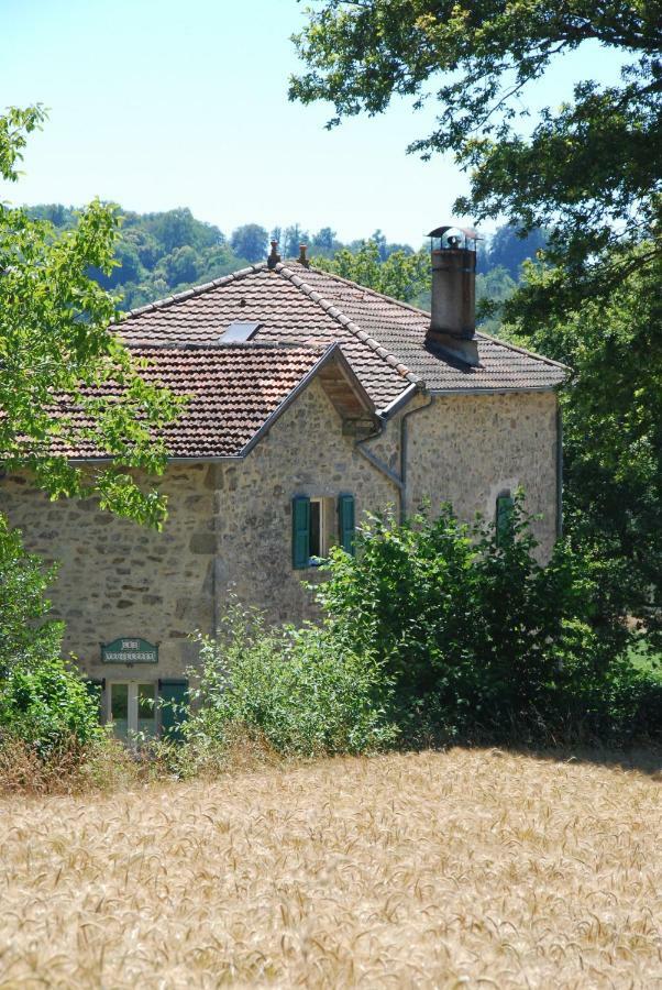 Domaine Les Teuilleres Bed & Breakfast Lacam-dʼOurcet Екстериор снимка